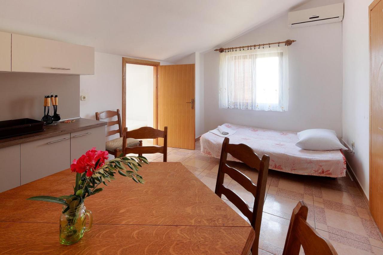 Apartments Dario نوفاليا المظهر الخارجي الصورة